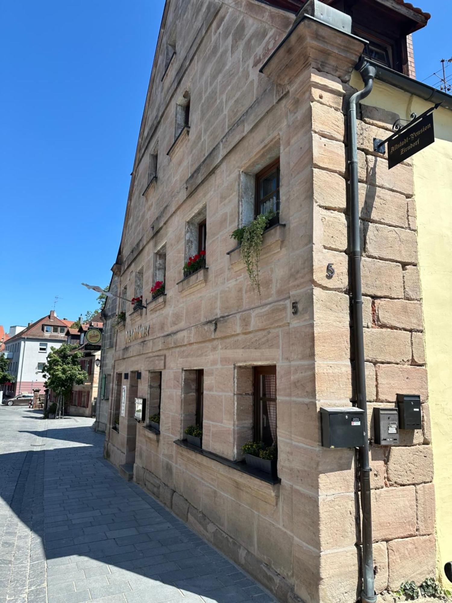 Altstadtpension Zirndorf Buitenkant foto